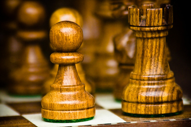 181009Garry Knight - Chess Pieces